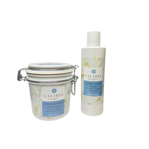 Scrub e latte fiori bianchi